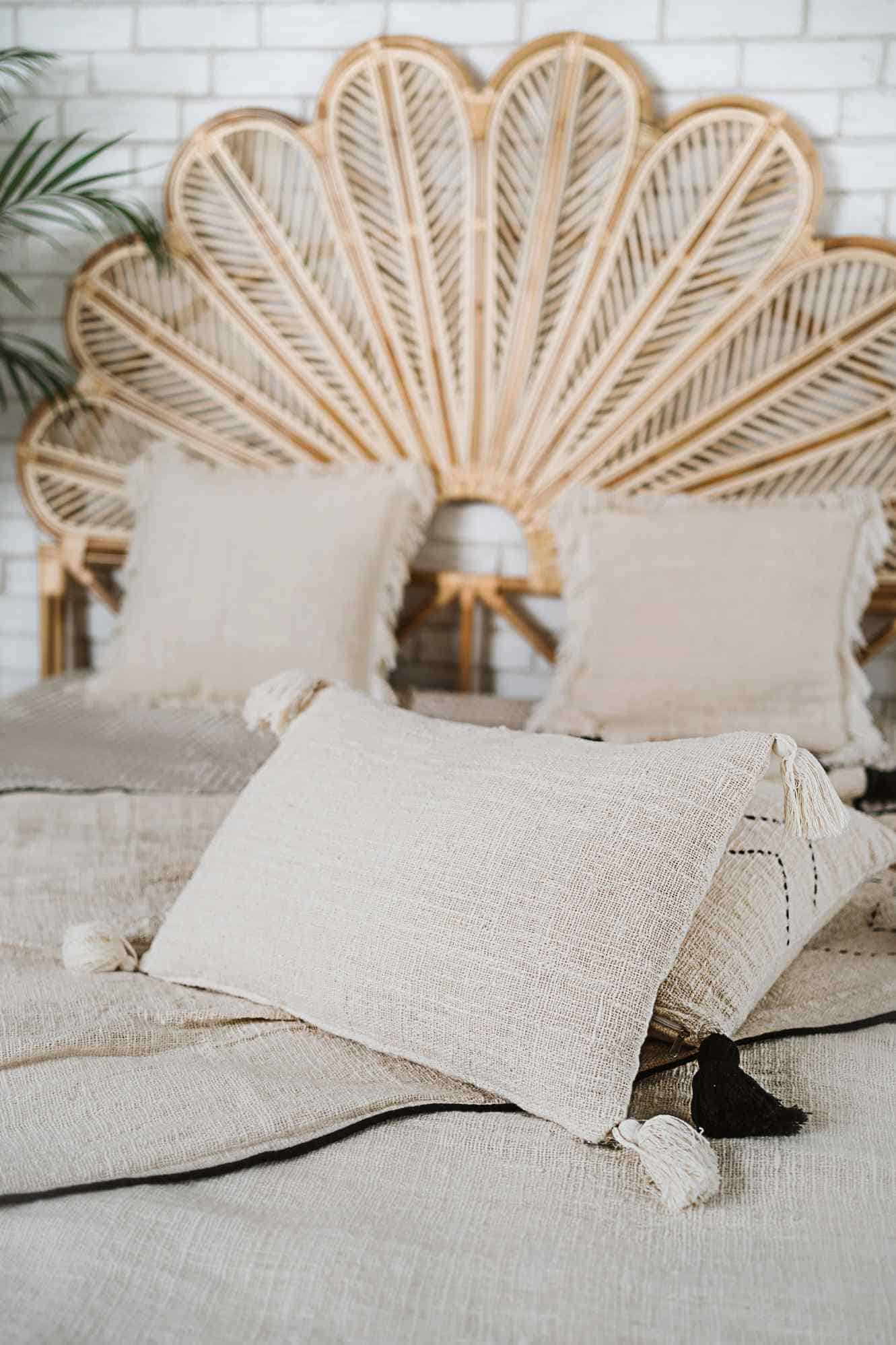 poszewka-prostokat-surowa-bawelna poszewka z frędzlami surowa bawełna