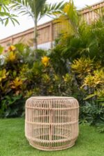 Ręcznie robiony okrągły stolik kawowy z rattanu