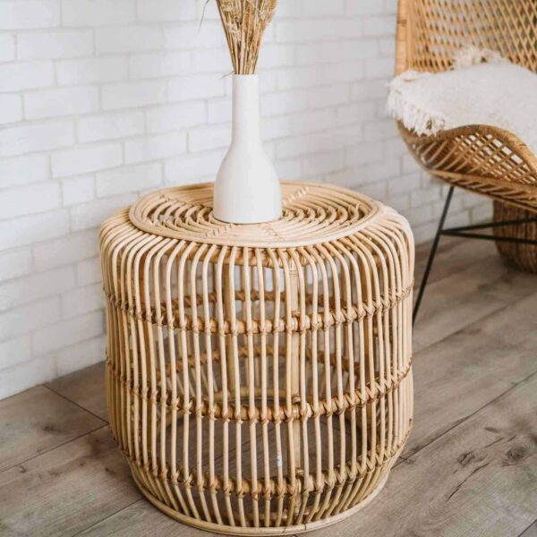 stolik kawowy z rattanu z Bali