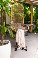 Wiszący fotel rattanowy