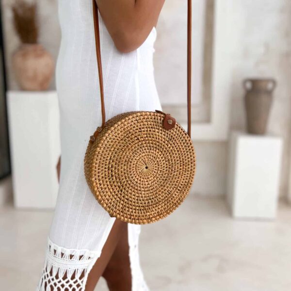 torebka ratanowa okrągła brązowa