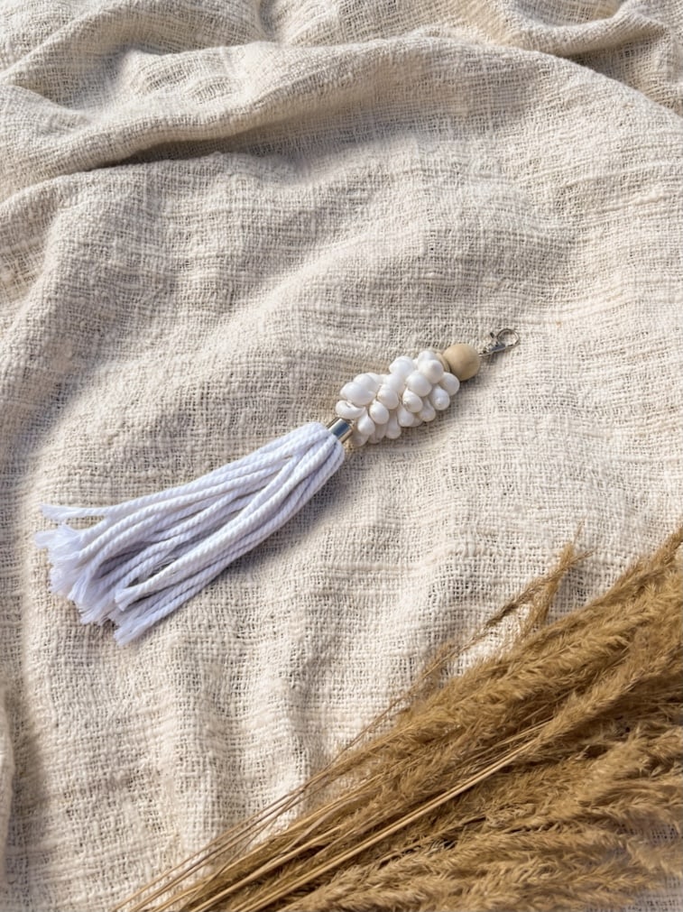 chwost-zawieszka-muszle_1 zawieszka do kluczy z muszli