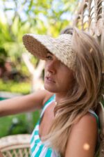 Slomkowy daszek przeciwsłoneczny ręcznie robiony