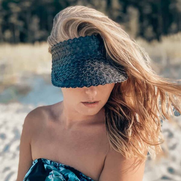 sukienka plażowa boho daszek słomkowy