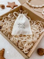 naszyjnik z muszelek kauri z bransoletką