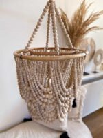 żyrandol z drewnianych koralików boho