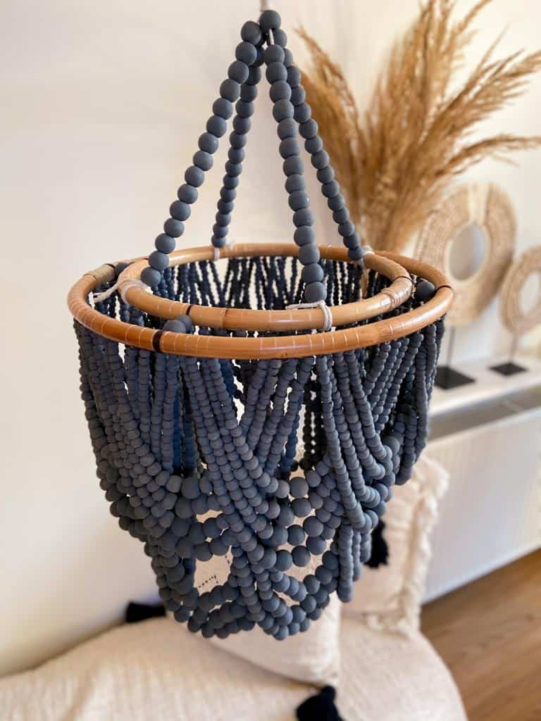 zyrandol-drewniane-koraliki-boho żyrandol z koralików boho drewninany