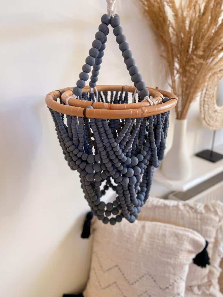 zyrandol-drewniane-koraliki żyrandol z drewnianych koralików grafit