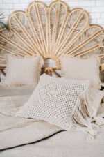 poduszka makrama z frędzlami z Bali