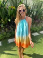 krótka sukienka tęczowa