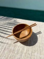 miseczka z pałeczkami teakowa