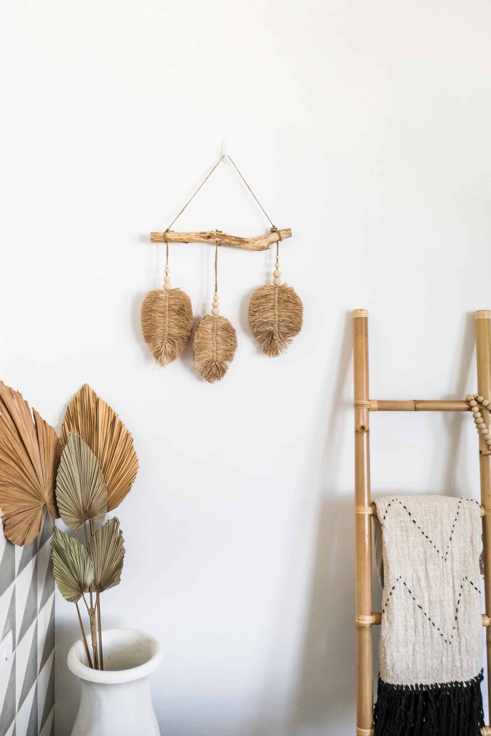 ozdoba-na-sciane-boho dekoracja boho listki