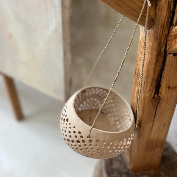 lampion z kokosa świecznik