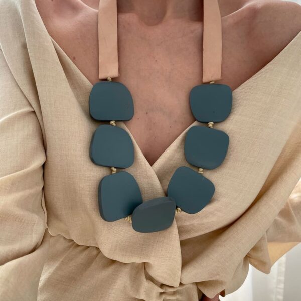 naszyjnik damski drewno