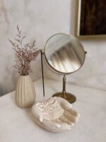 podstawka w kształcie dłoni kadzidło