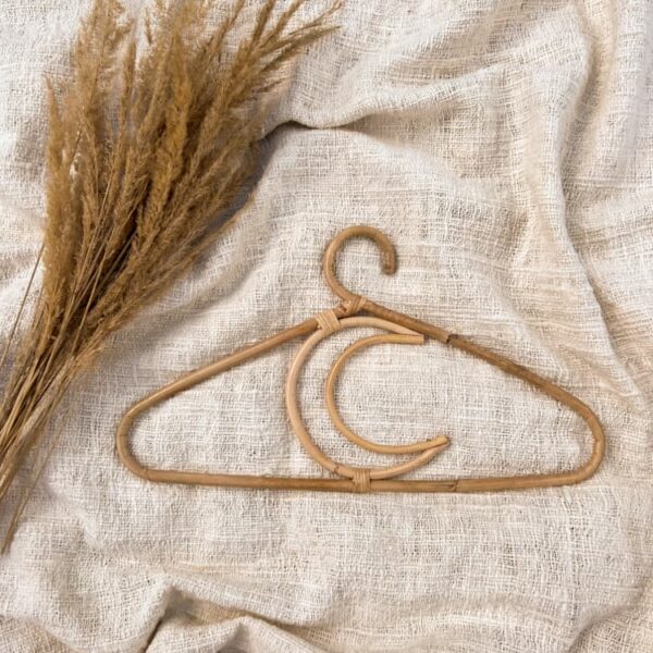 wieszak dekoracyjny księżyc