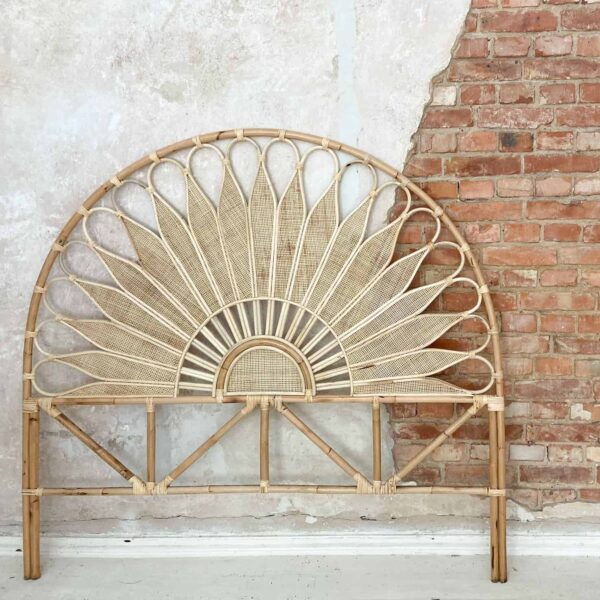 zagłówek rattanowy pleciony