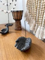 podstawka dłonie pod kadzidło