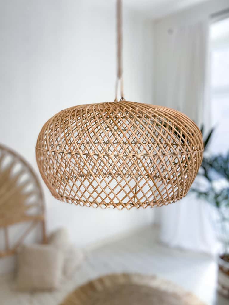 lampa-rattanowa-boho-wiszaca lampa boho pleciona
