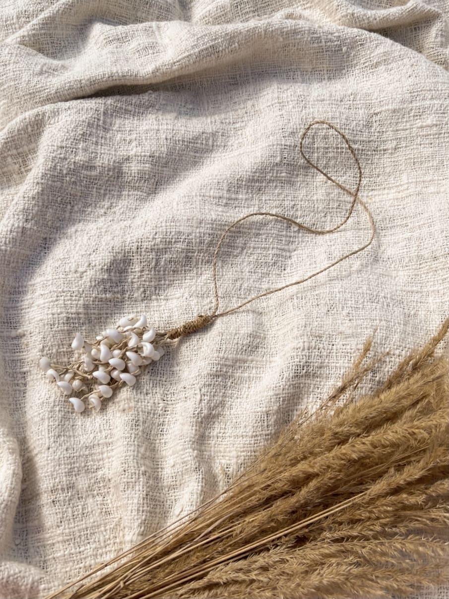 chwost-muszelki-bali wisior z muszelek