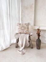 poszewka dekoracyjna z muszlami