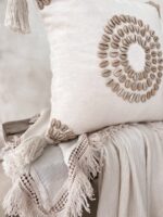 poszewka boho muszelki kauri