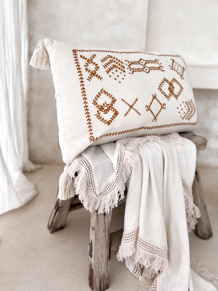 poszewka-boho-prostokat-fredzle (2)_1 Boho Handwoven Cushion Cover with Fringes SALMA Rectangular 40x60 - Image 1