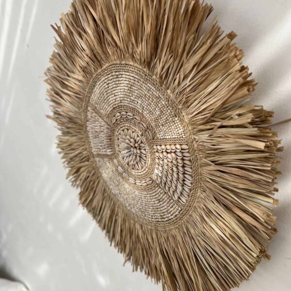 dekoracja ścienna boho z muszelek