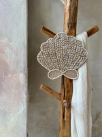 dekoracja ścienna z muszli