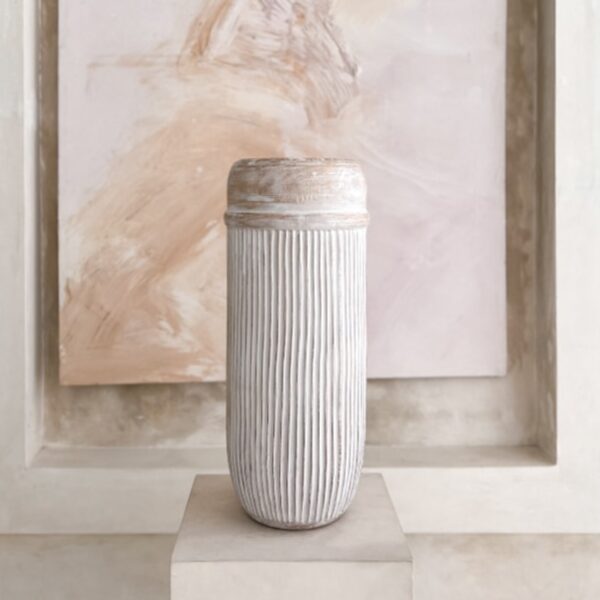 wazon dekoracyjny rzeźbiony