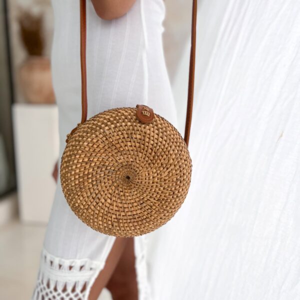 torebka rattanowa okrągła damska