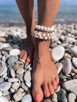 bransoletka na kostke muszelki biała