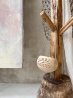 lampion z kokosa rzeźbiony