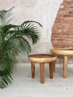 stolik z drewna suar