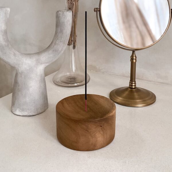 podstawka na kadzidło drewniana