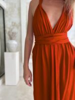 sukienka maxi wiązana na szyi