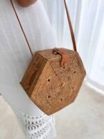 torebka rattanowa okrągła brązowa