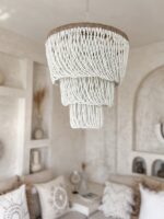żyrandol z koralików boho biały