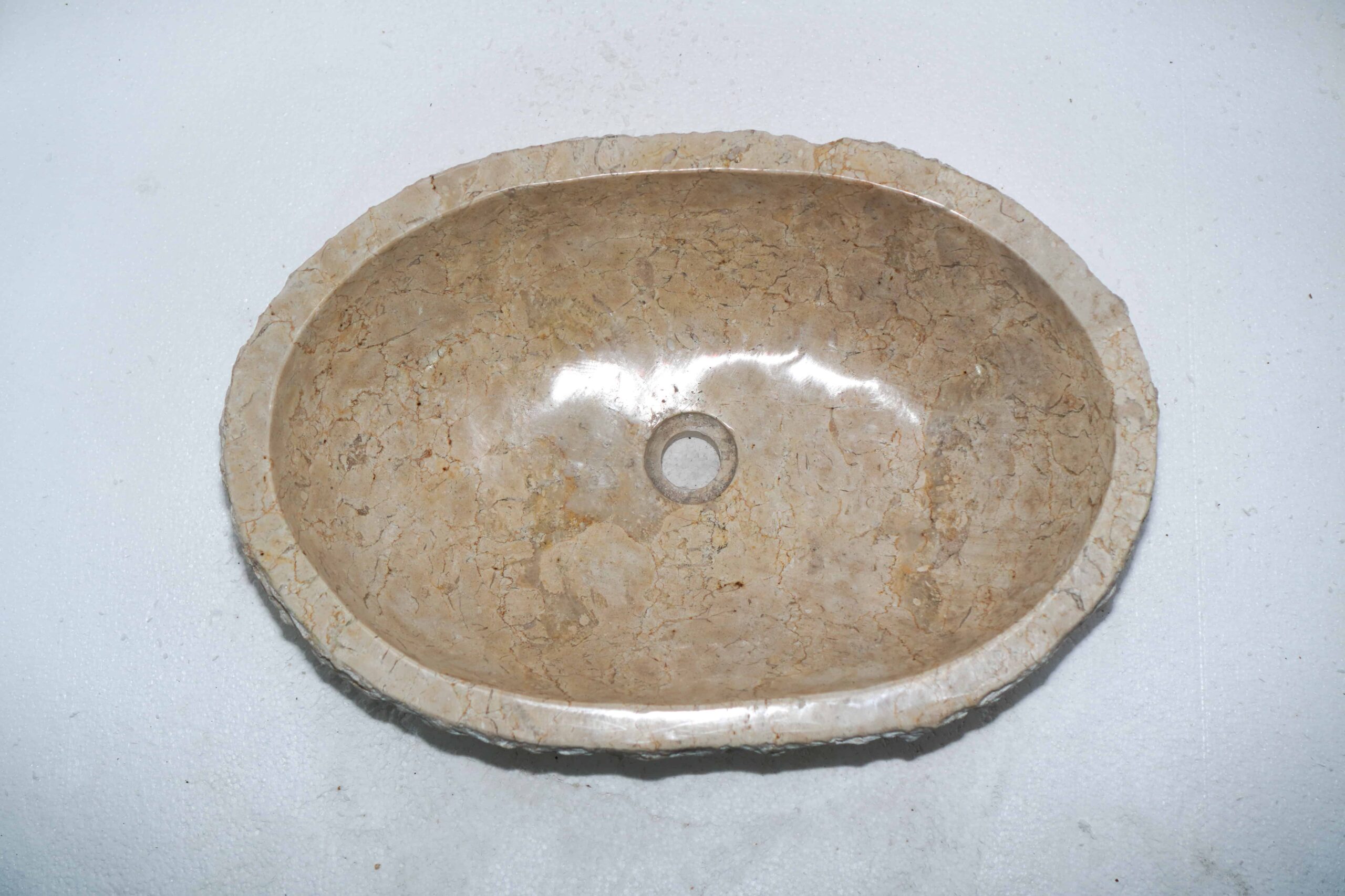 umywalka-owalna-z-marmuru (2) umywalki z marmuru